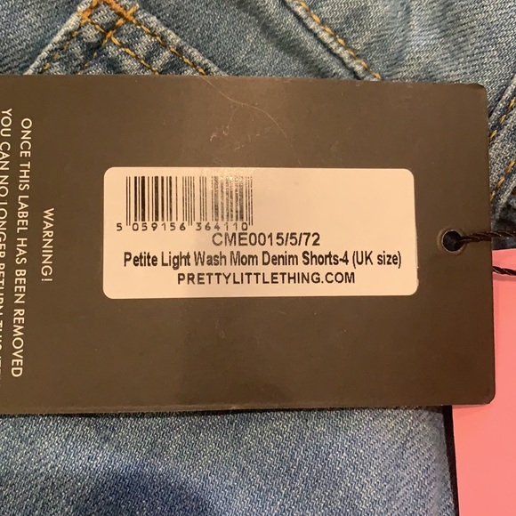 PrettyLittleThing Petite Mom Denim Shorts 0 - Picture 3 of 9